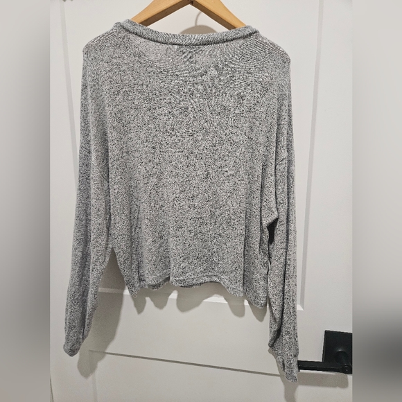Grey soft long sleeve - Picture 4 of 4